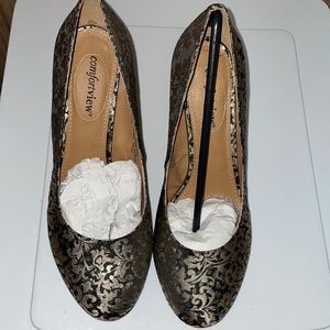 Camille Comfortview pumps
